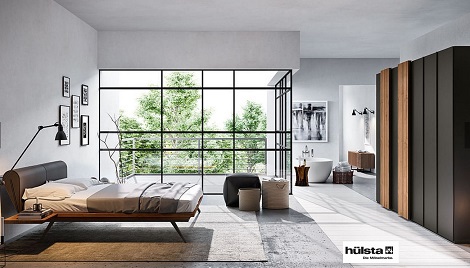Hulsta Madera bed design,kast,kiri hout,noten,leer,bruin,staal,design